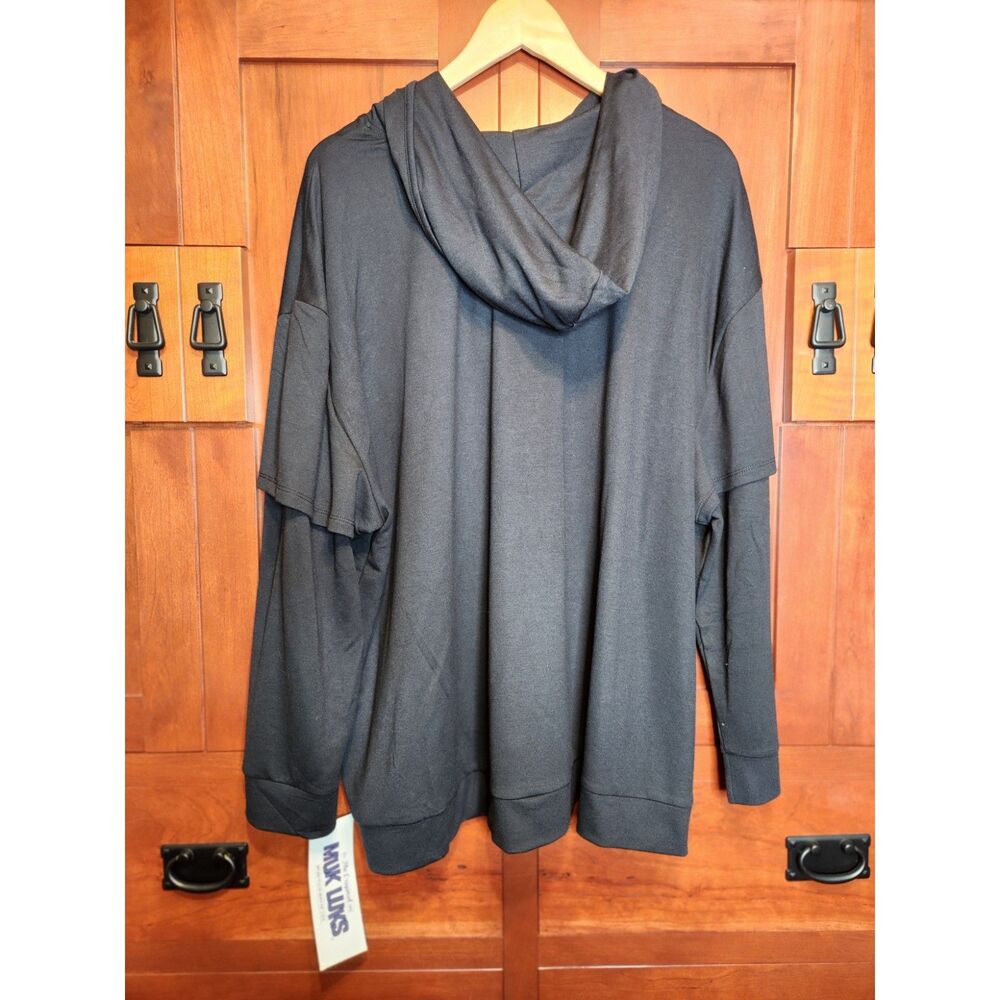 Muk Luks Hooded Pullover Black w/Faux Undershirt Effect Women's Size 2XL NWT! - Picture 2 of 7